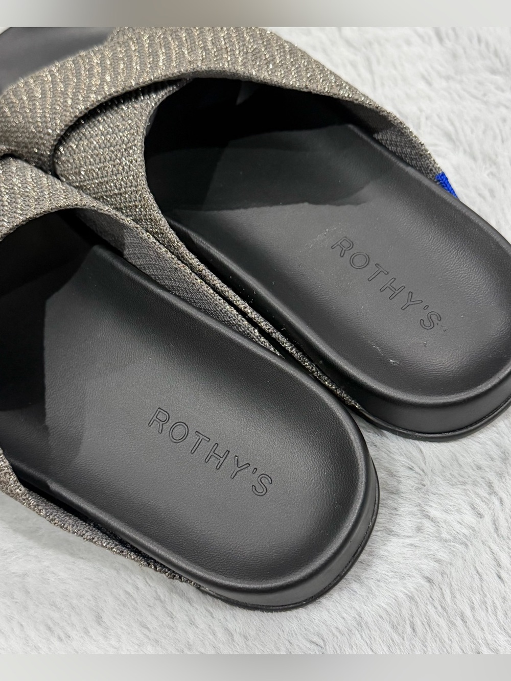 NEW Rothy's The Weekend Slide in Silver Sand - Picture 5 of 6